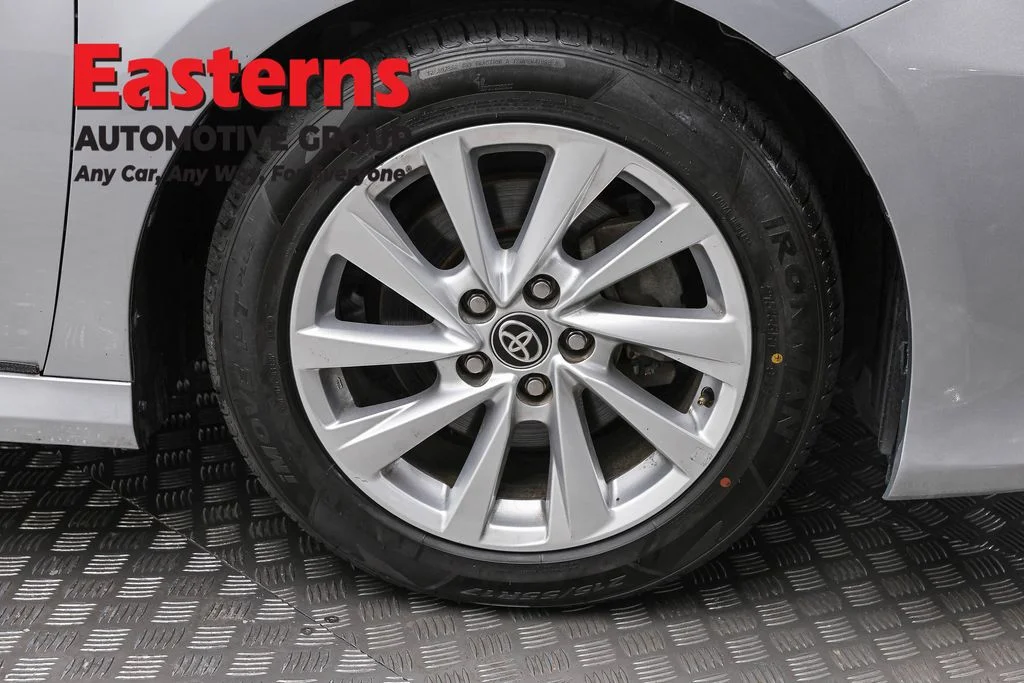 Used 2023 Silver Toyota LE image 31
