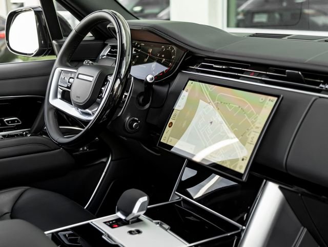 New 2026 Carpathian Grey Land Rover SE image 35