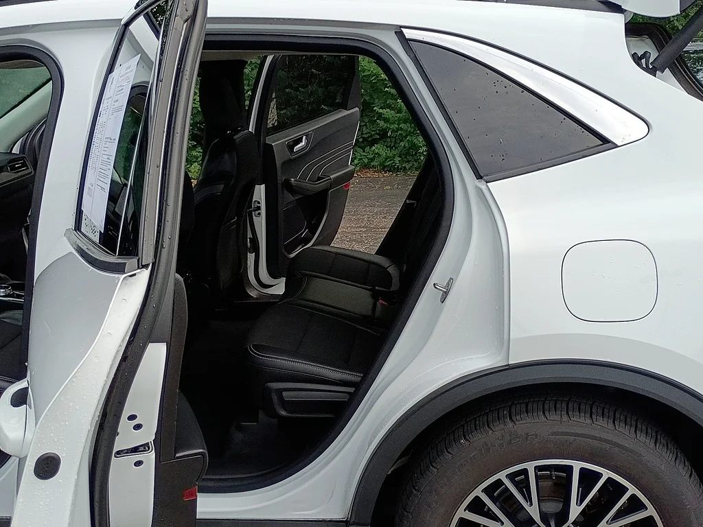 Used 2023 Oxford White Ford Base image 13