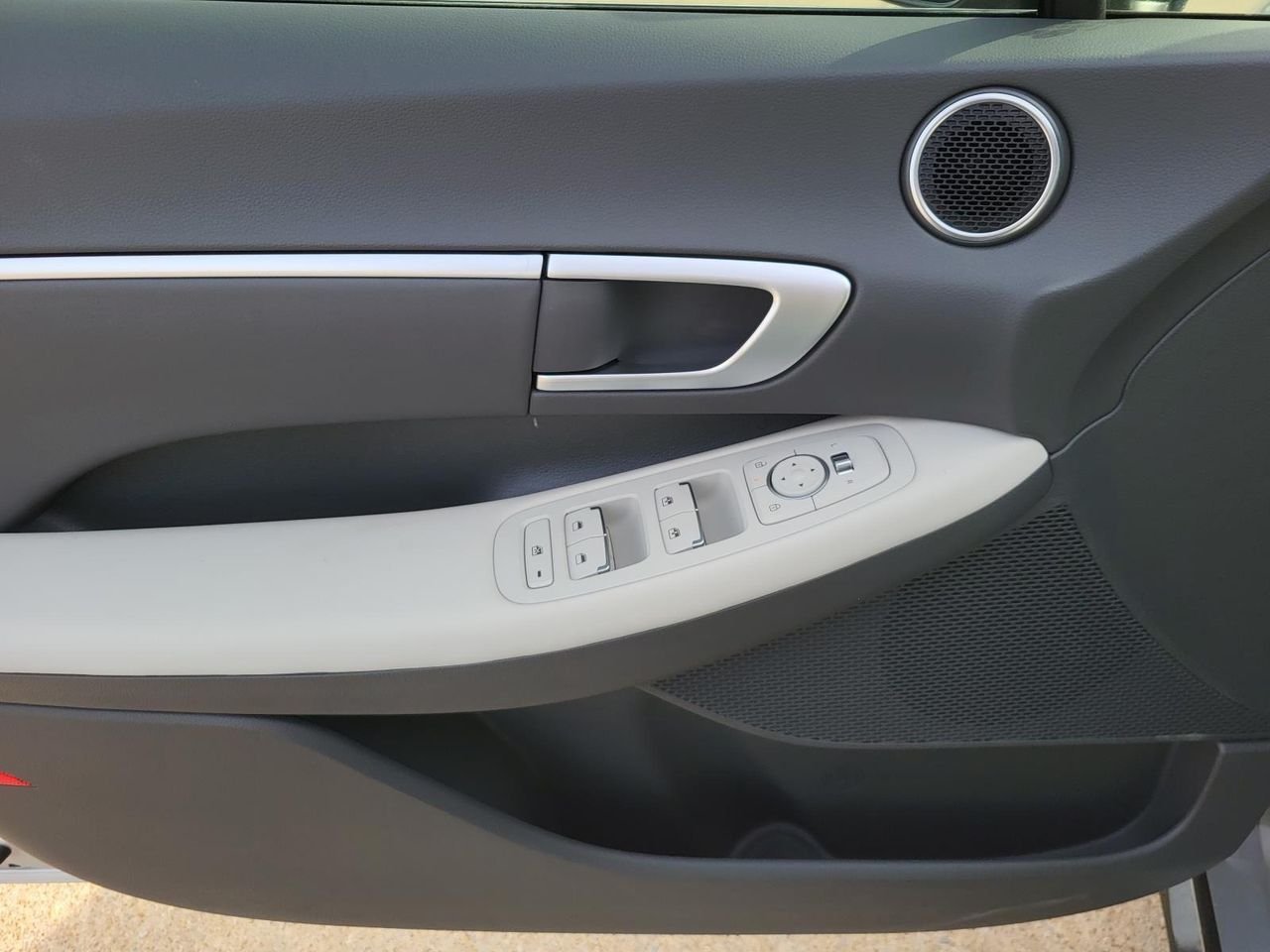 New 2026 Aero Silver Hyundai SEL Sport image 12
