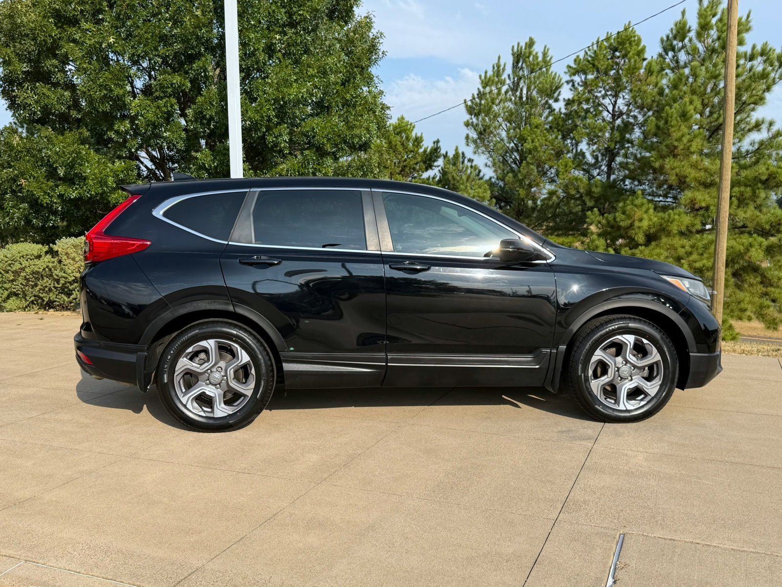 Certified Used 2017 Crystal Black Pearl Honda EX image 7