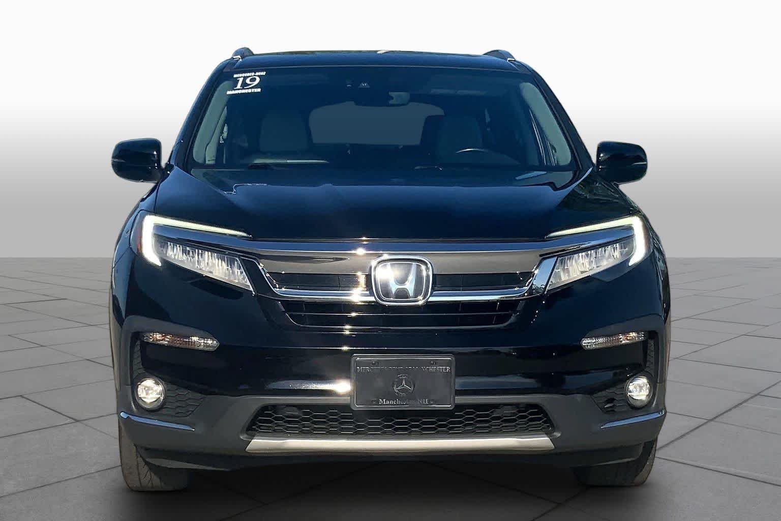 Used 2019 Crystal Black Pearl Honda Elite image 4