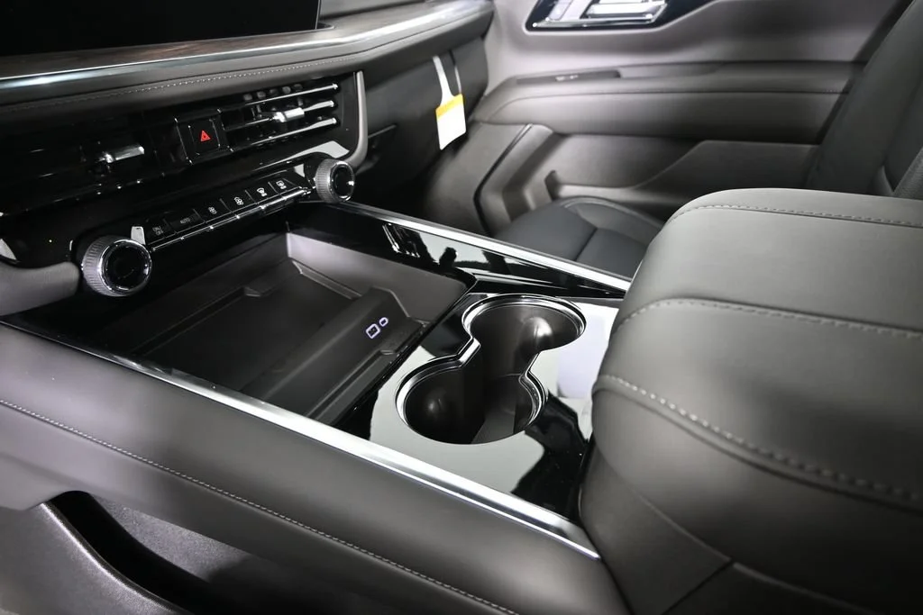 2026 Chevrolet Tahoe LS - Photo 32