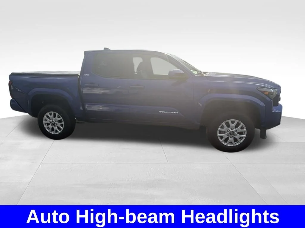 Used 2025 Blue Toyota SR5 image 8