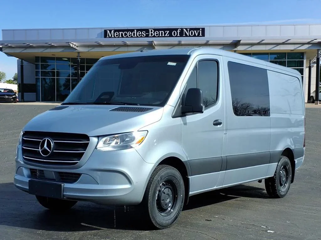2026 Mercedes-Benz Sprinter 2500 144 WB's photo