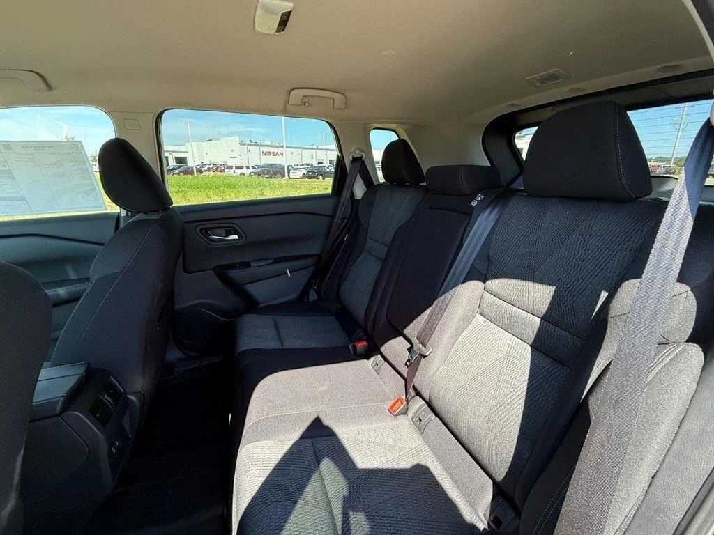 2026 Nissan Rogue SV - Photo 21
