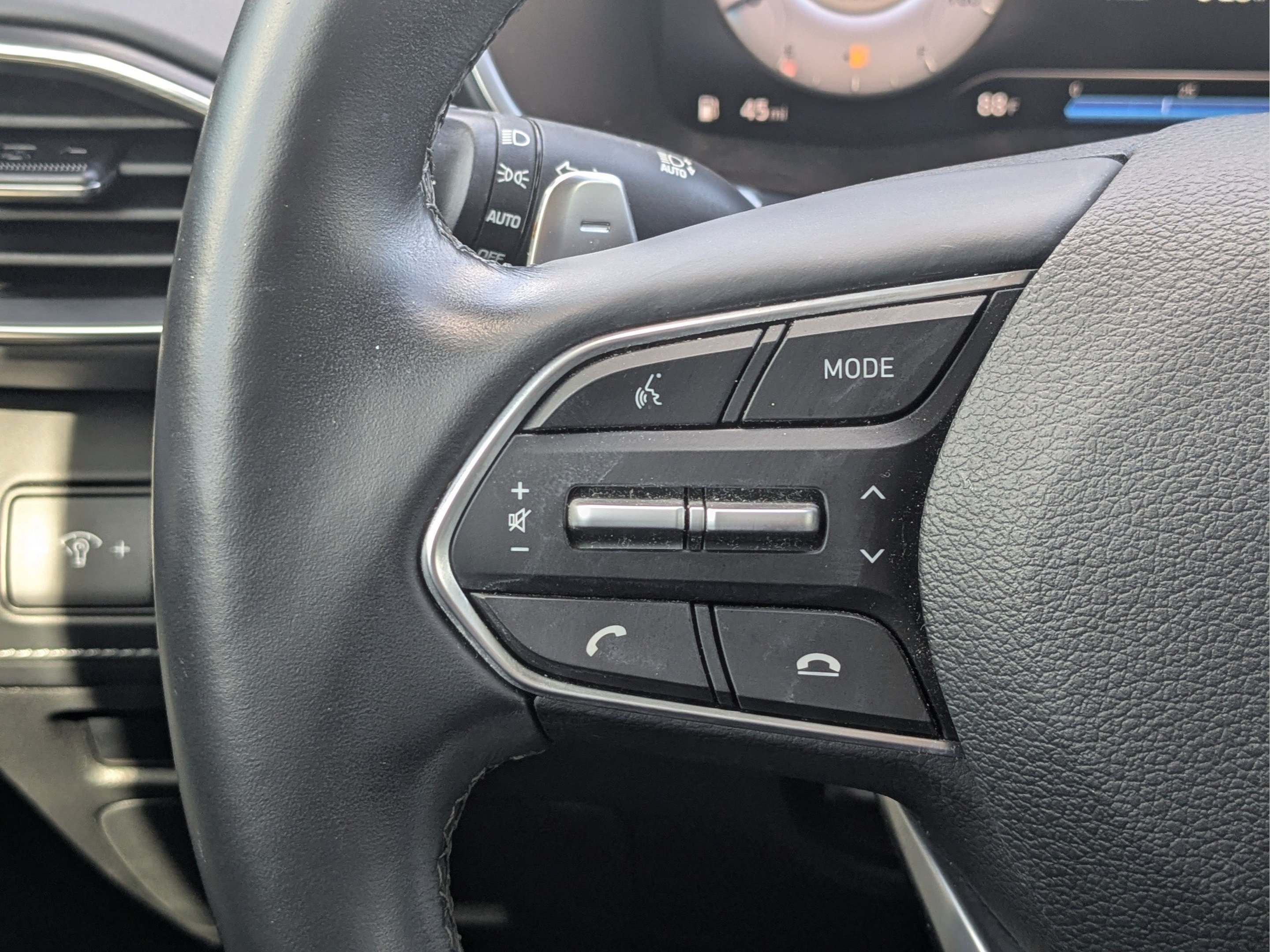 2021 Hyundai Santa Fe Limited - Photo 32