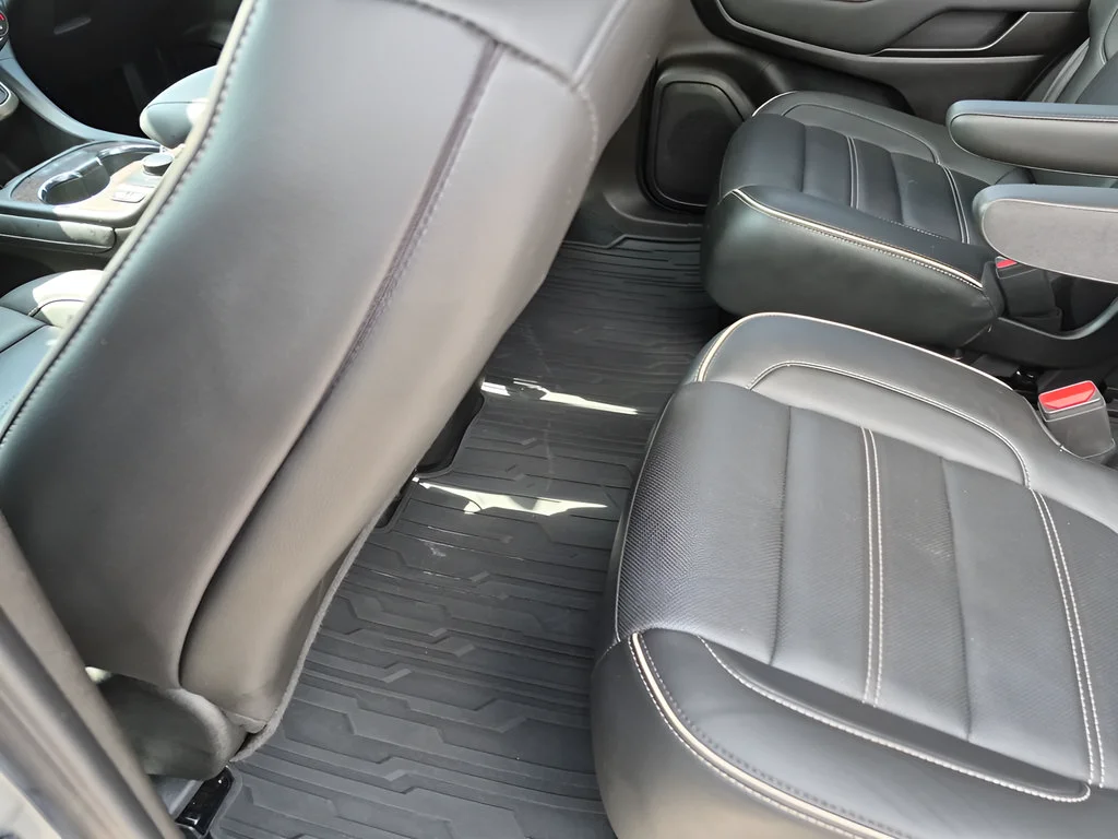 Used 2023 Sterling Metallic GMC Denali image 41
