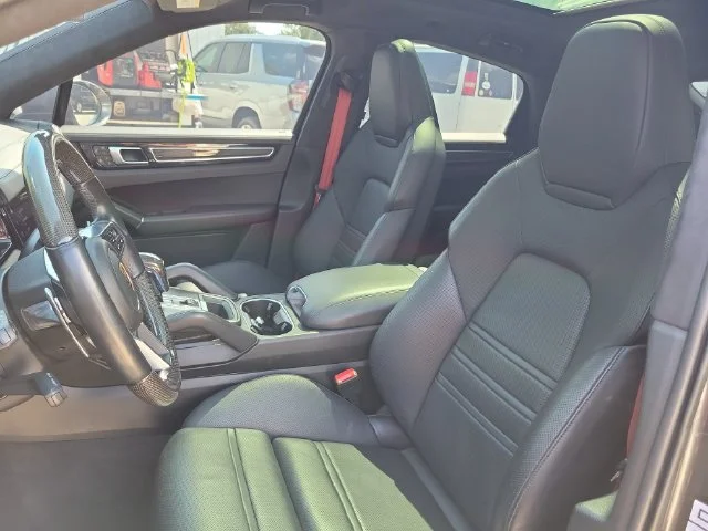 2023 Porsche Cayenne Coupe GTS - Photo 25
