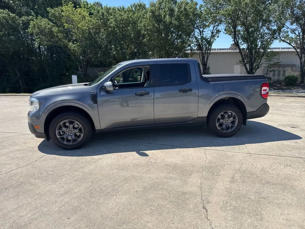 Used 2022 Gray Ford XLT image 13