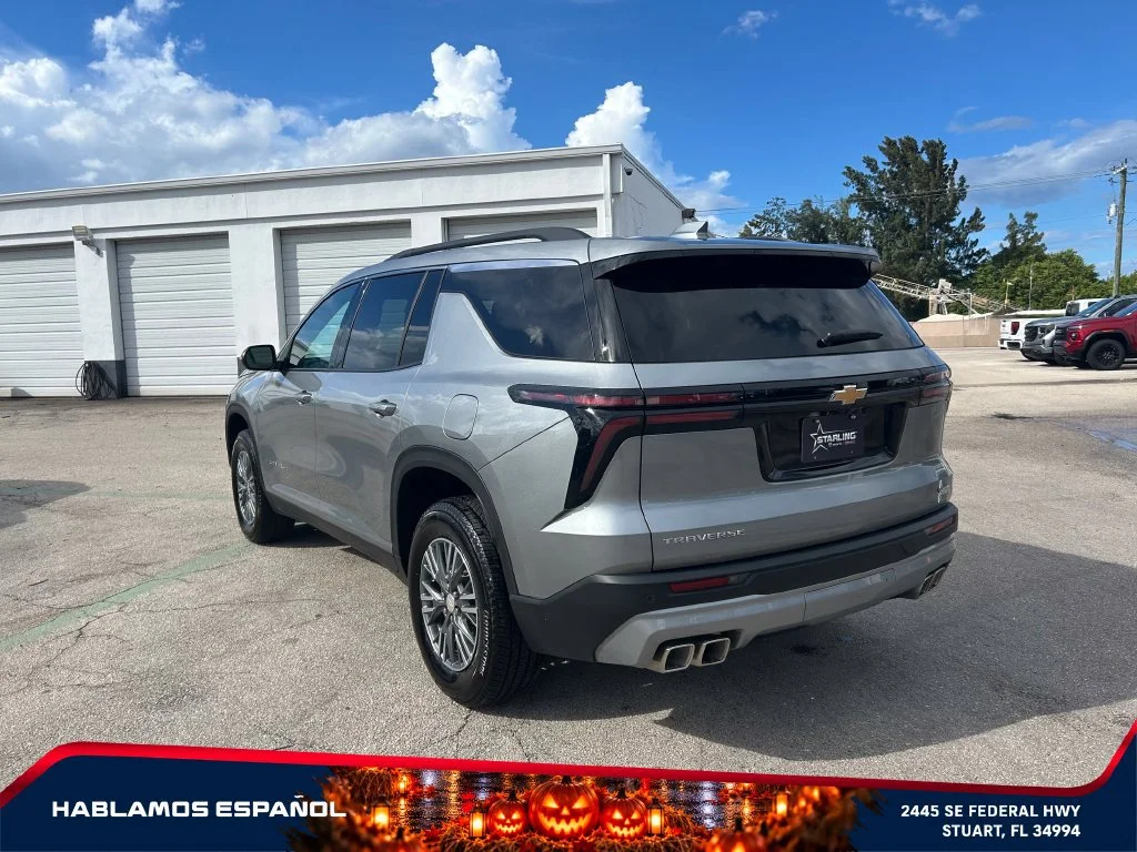 Used 2026 Sterling Gray Metallic Chevrolet LT image 7