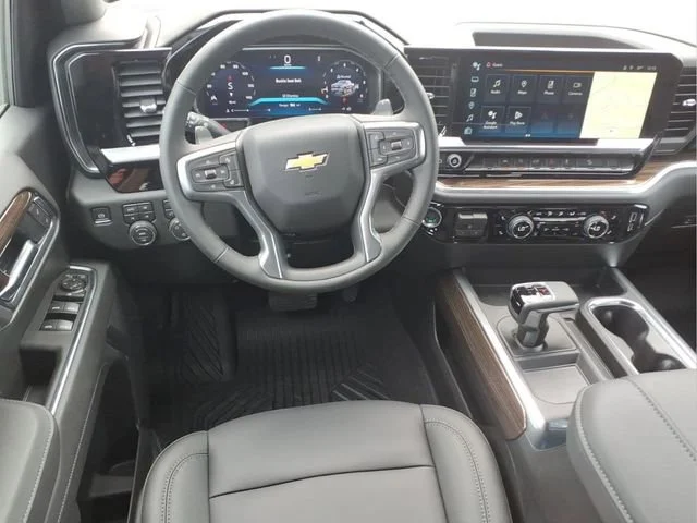 New 2026 Sterling Gray Metallic Chevrolet LT image 4