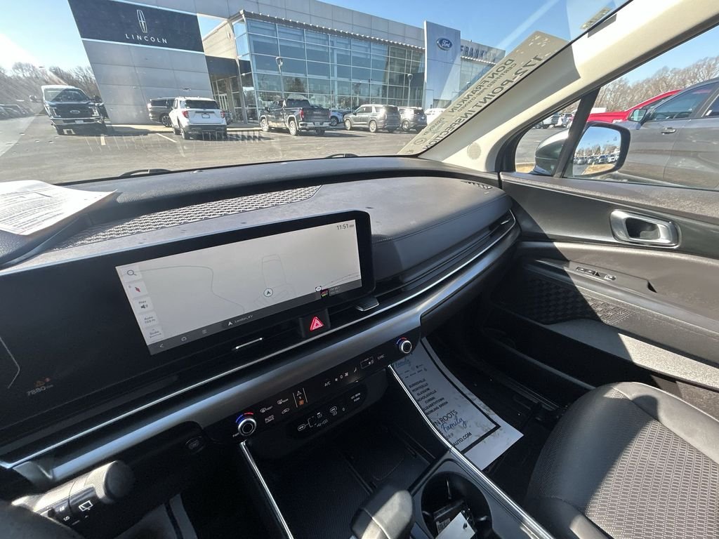 Used 2025 Blue Kia SX Prestige image 12