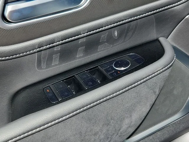 2026 INFINITI QX80 Luxe - Photo 12