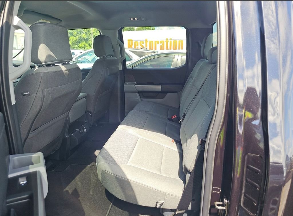 Used 2025 Black Ford XLT image 8