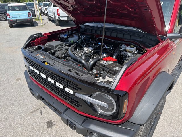 Used 2026 Red Ford Badlands image 64