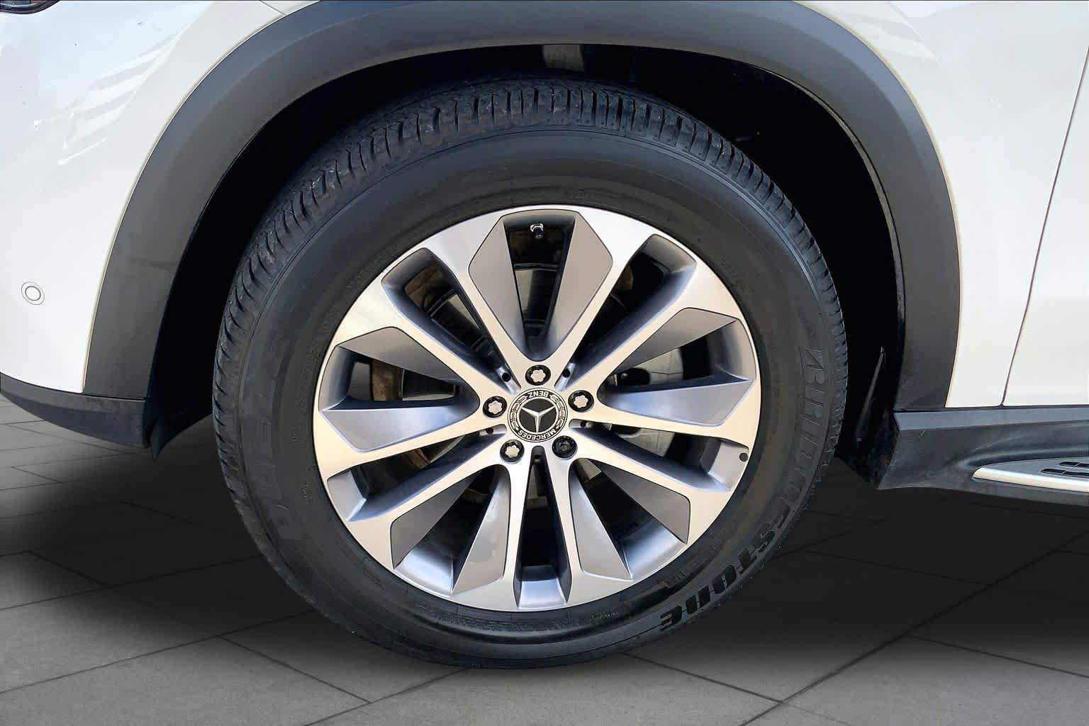 Used 2022 Polar White Mercedes-Benz GLE 350 image 9