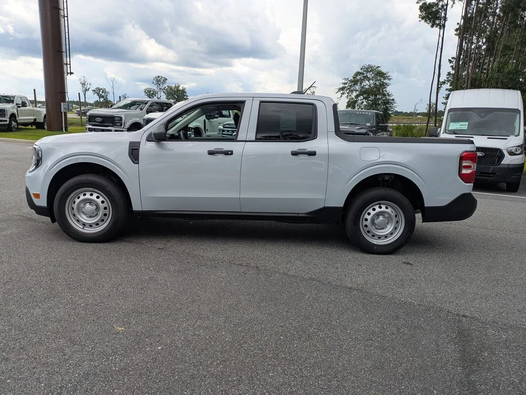 New 2026 Space White Metallic Ford XL image 7