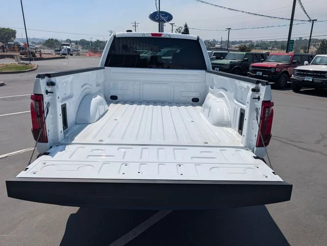 New 2026 White Ford XLT image 9
