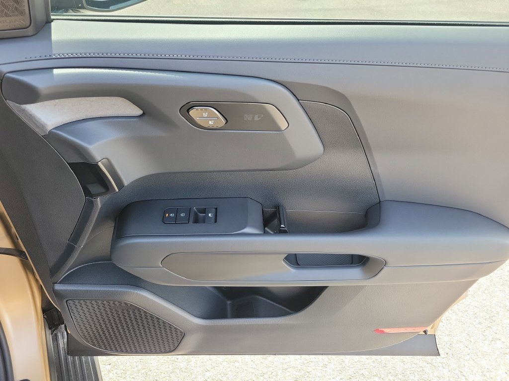 New 2027 Terrain Brown Matte Kia X-LINE SX image 10