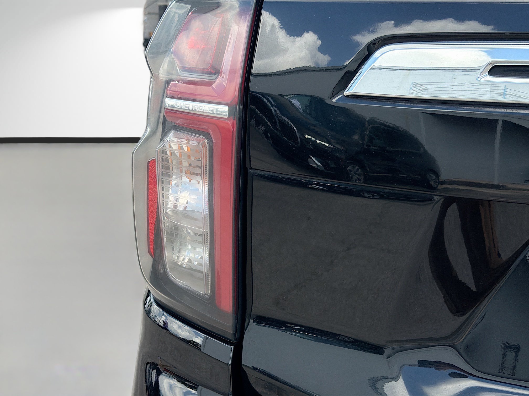 Used 2024 Black Chevrolet Premier image 10