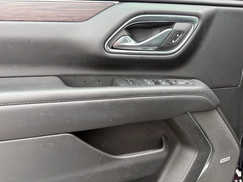 Used 2023 Black Chevrolet LT image 5