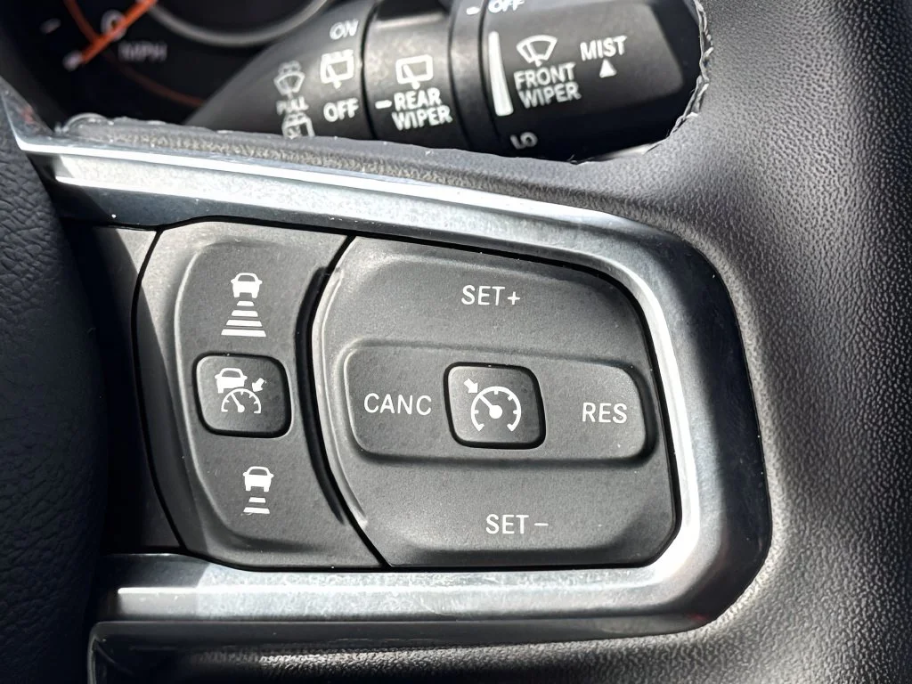 Used 2026 Gray Jeep Sahara image 16
