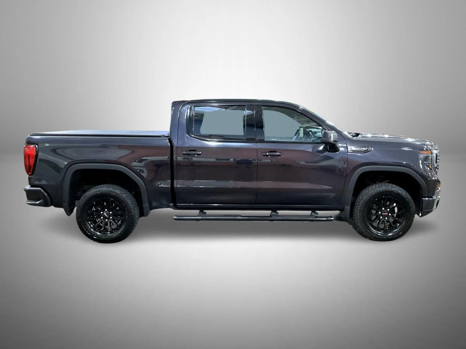 Used 2023 Silver GMC AT4X image 4