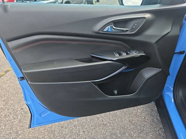 Used 2024 Fountain Blue Chevrolet 2RS image 11