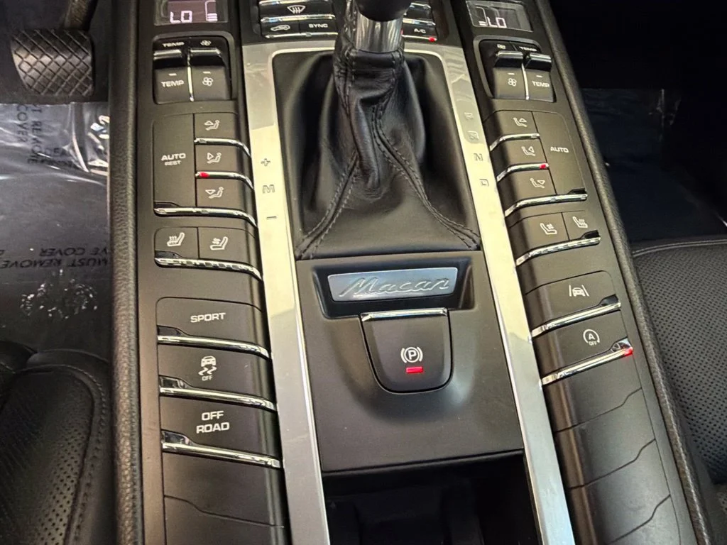 Used 2019 Black Porsche Base image 44