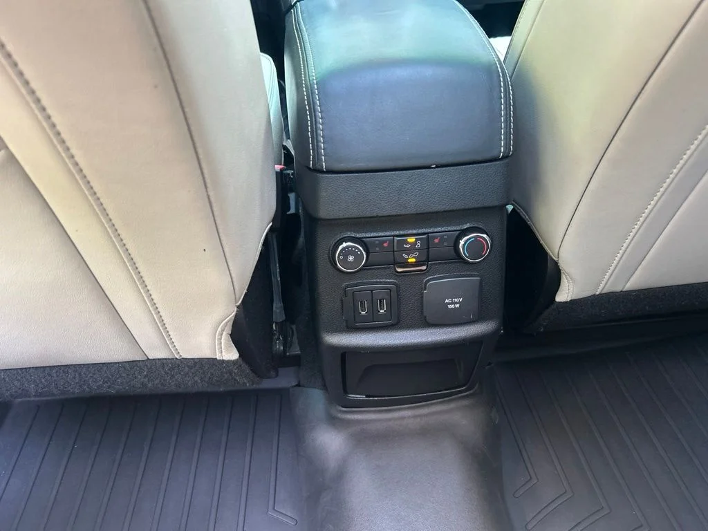 Used 2016 Gray Ford Platinum image 31