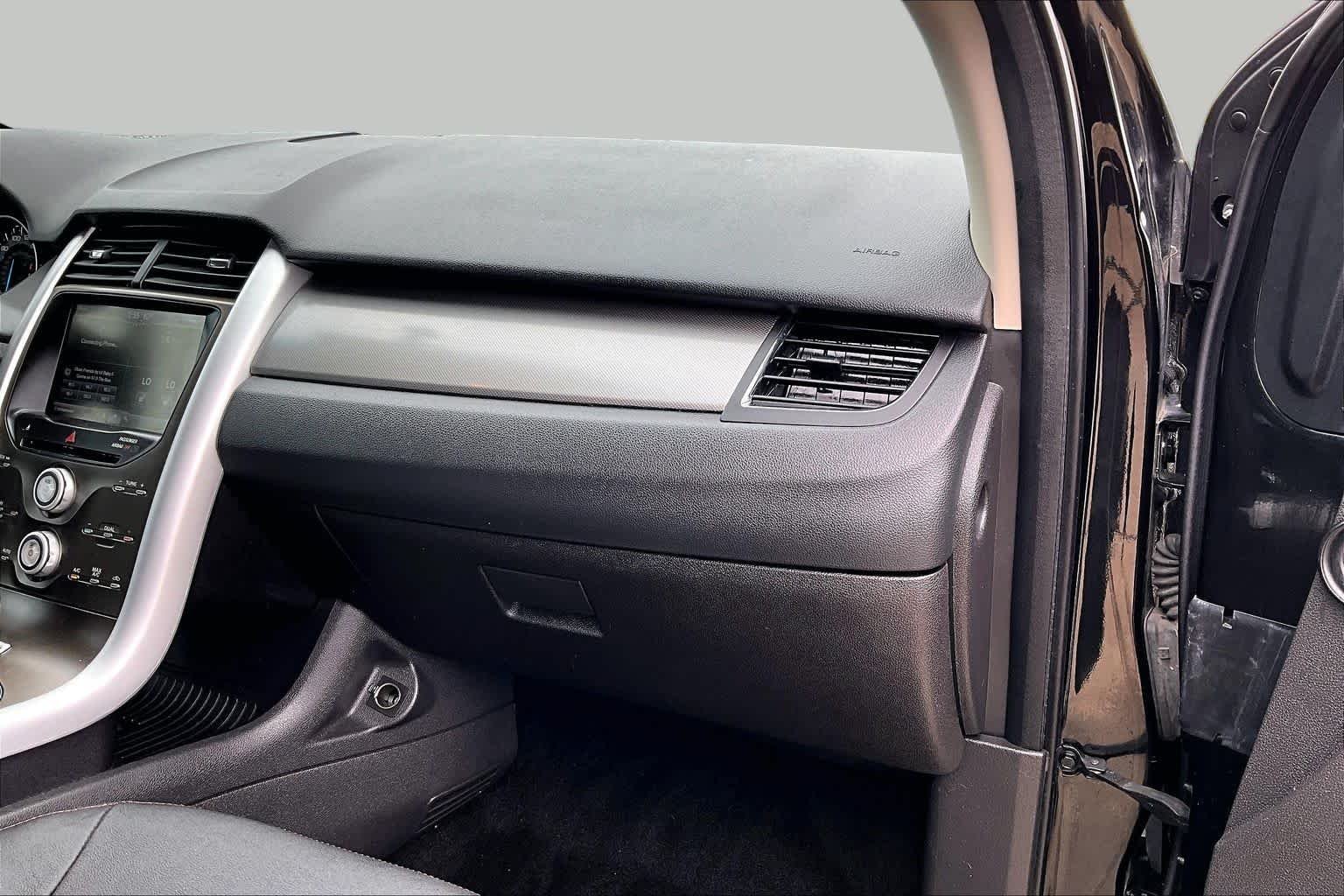 Used 2013 Tuxedo Black Metallic Ford SEL image 18