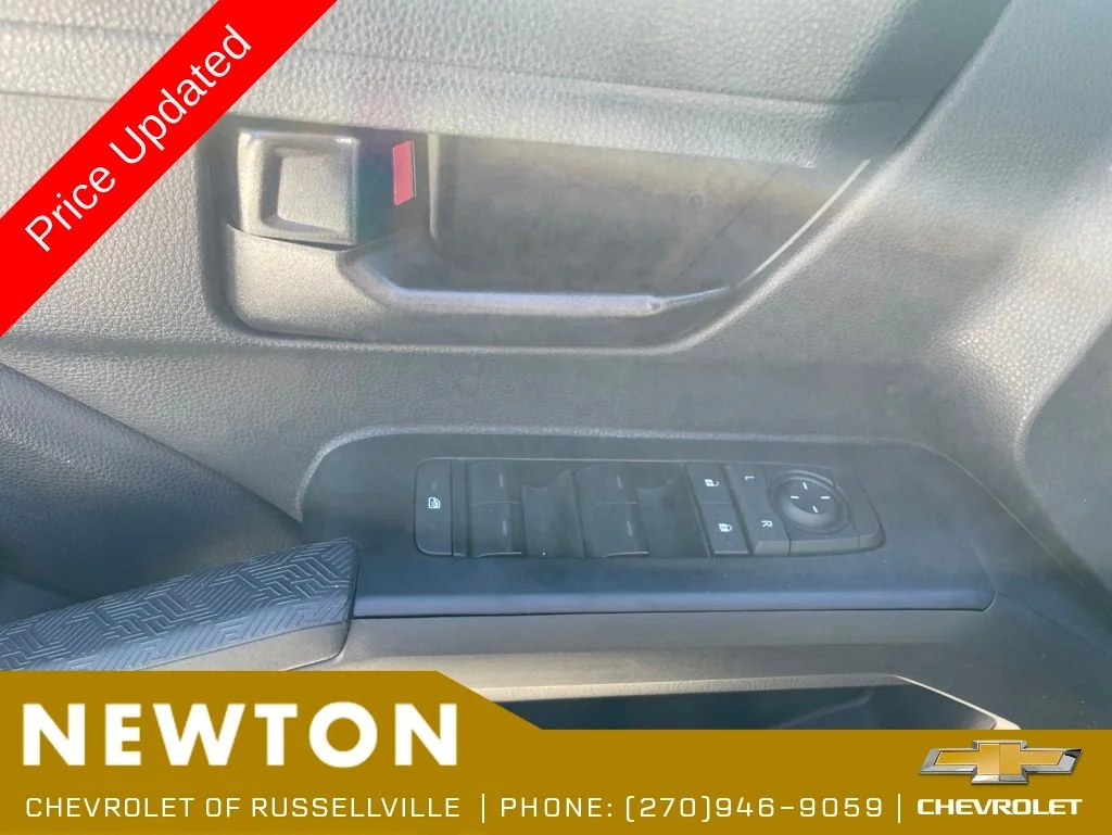 Used 2025 Blue Toyota SR5 image 9