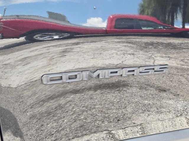 Certified Used 2022 Black Jeep Latitude image 12