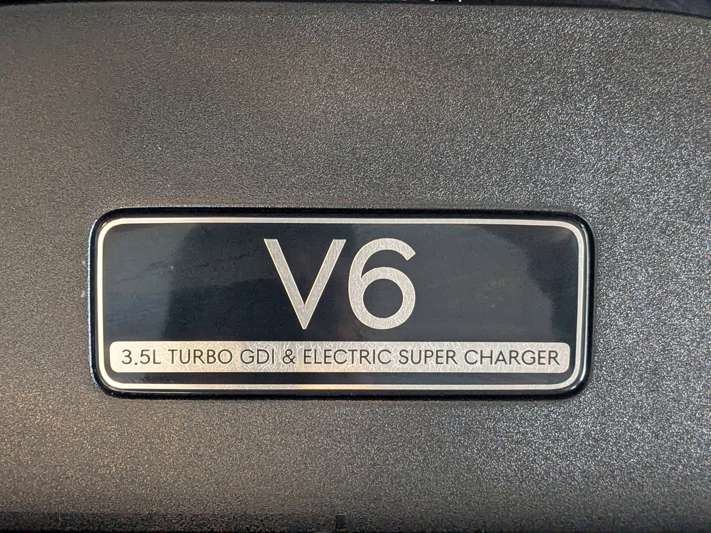 New 2026 Vik Black Genesis 3.5T E-SC MHEV PRESTIGE BLACK image 38