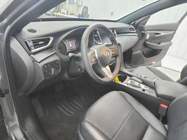 Used 2025 Gray INFINITI ESSENTIAL image 18