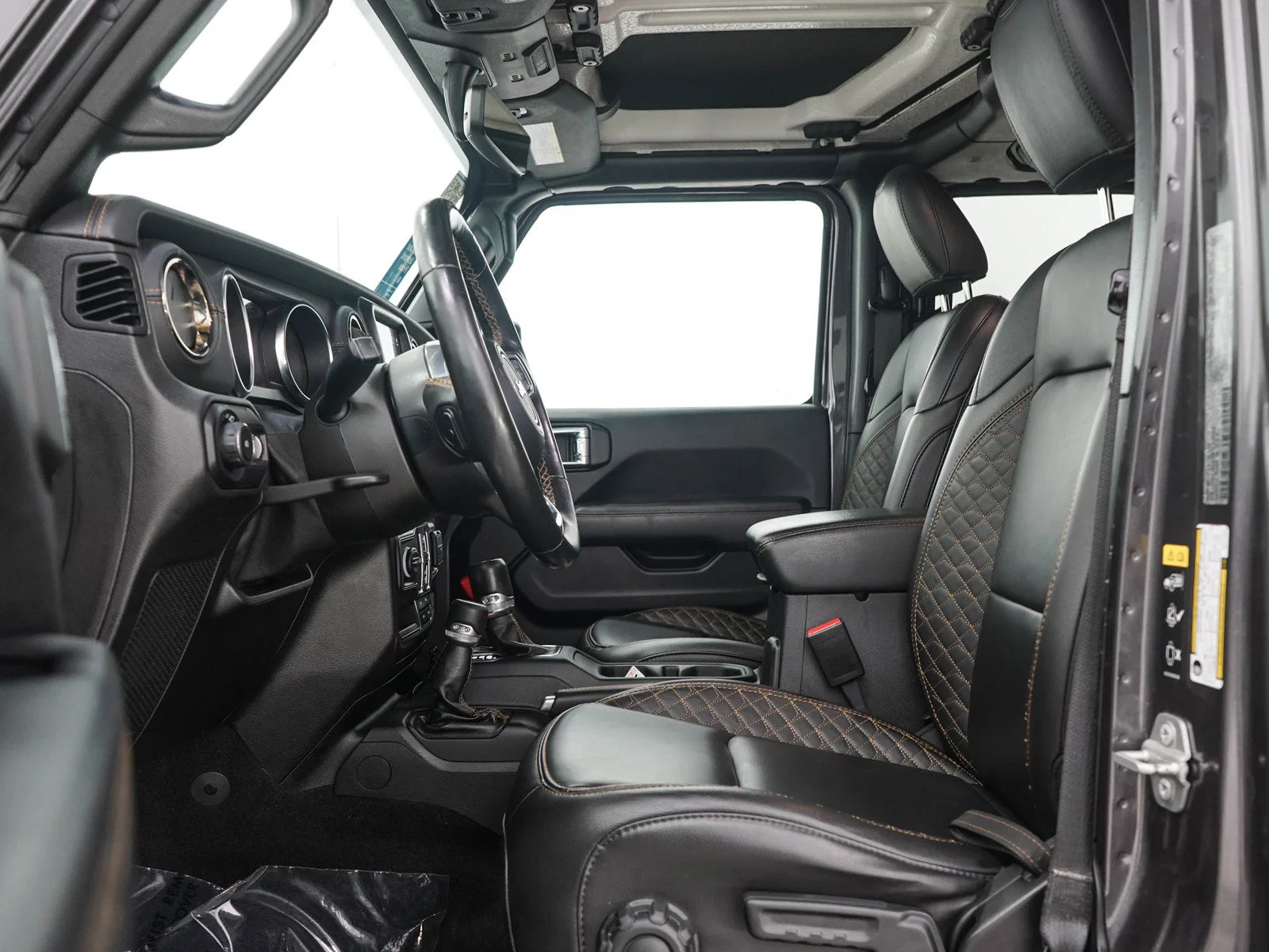 Used 2021 Gray Jeep Unlimited Sahara High Altitude 4x4 image 23