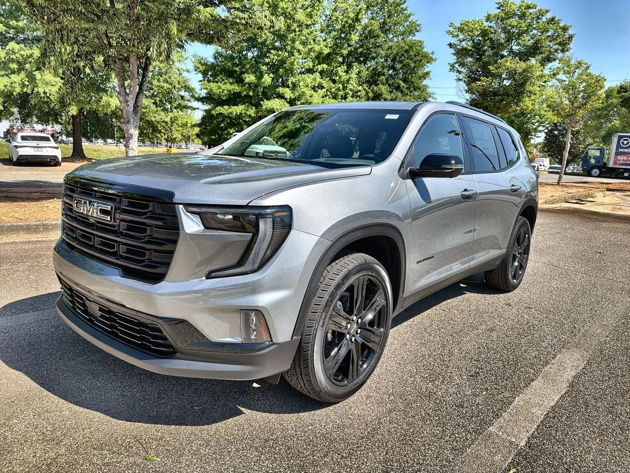 New 2026 Sterling Metallic GMC Elevation image 4