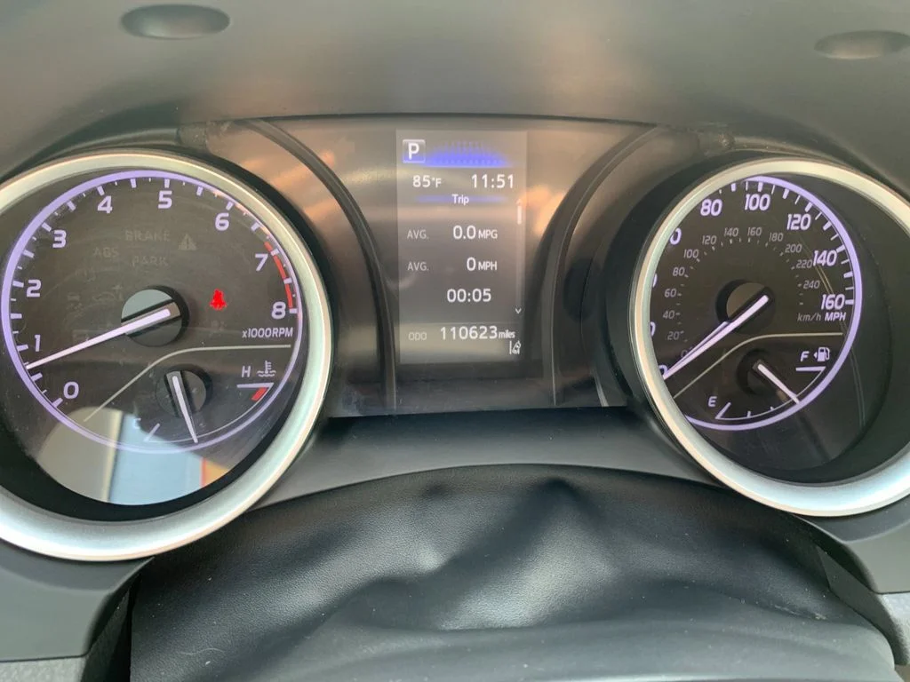 Used 2022 Silver Toyota LE image 28
