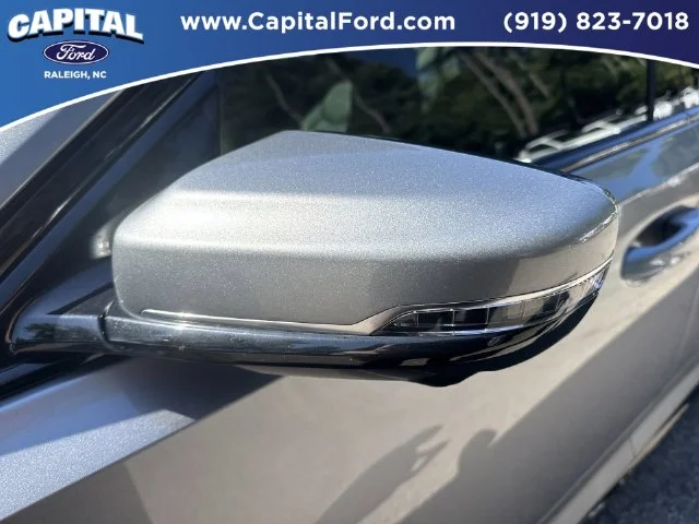Used 2025 Silver Cadillac V-Series image 12