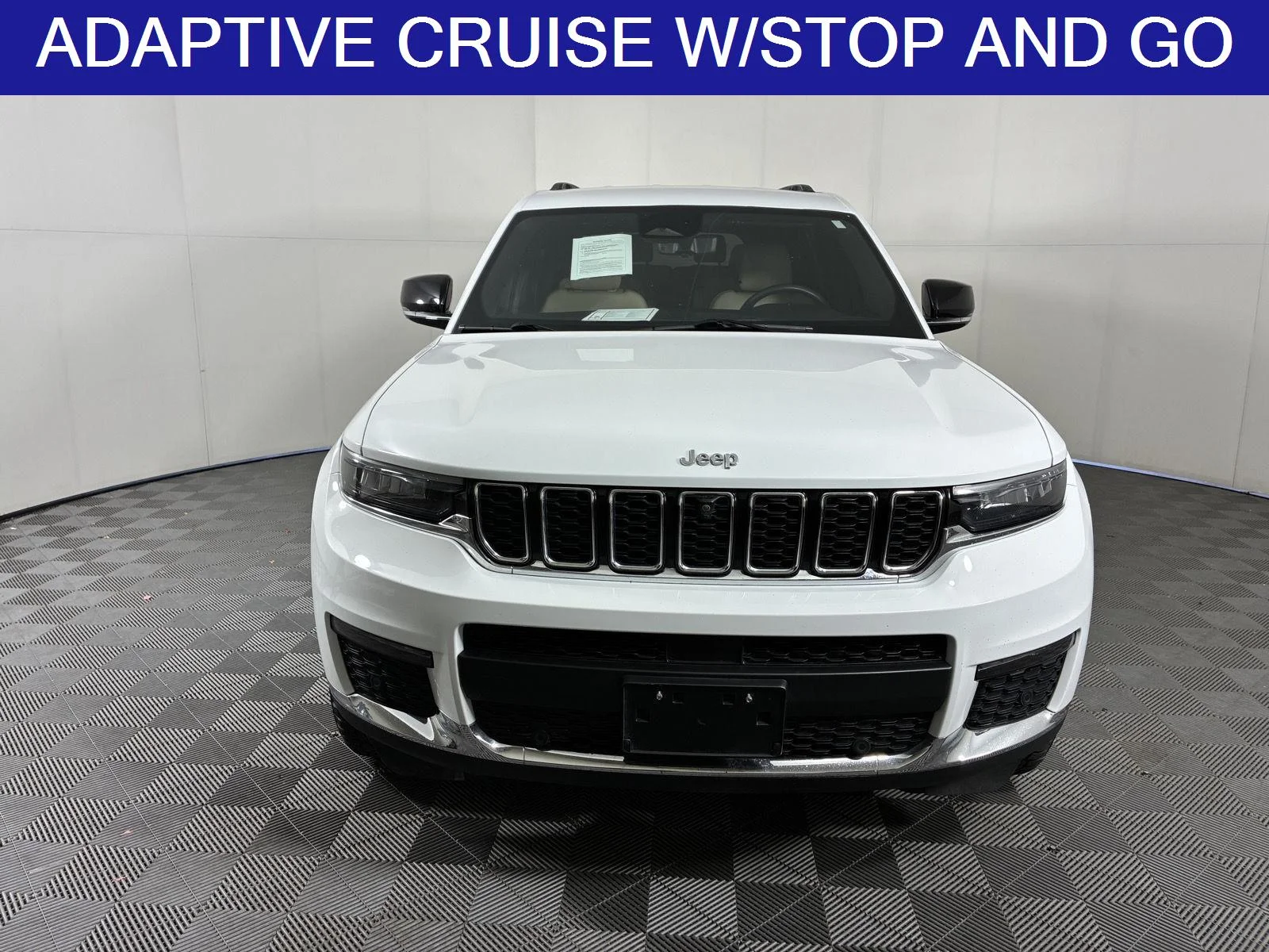 Used 2023 Bright White Clearcoat Jeep Limited image 4