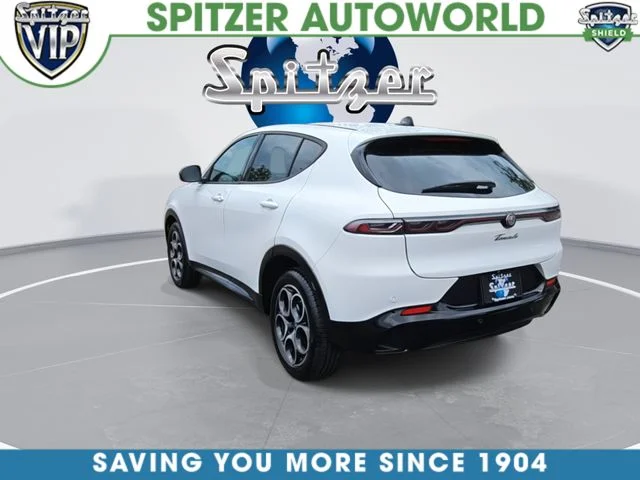 Used 2025 White Alfa Romeo Base image 6