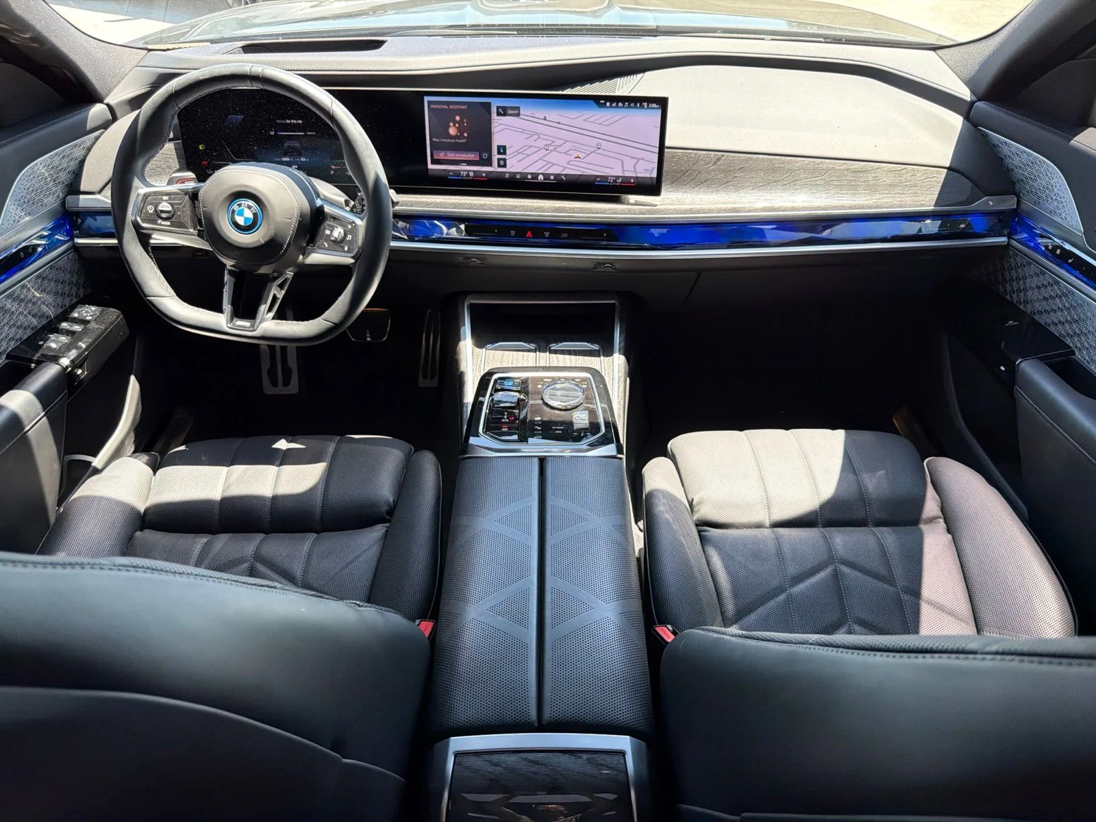 Certified Used 2023 Black Sapphire Metallic BMW xDrive60 image 6
