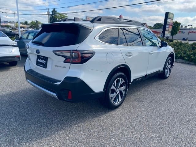 Used 2022 Crystal White Pearl Subaru Limited image 3