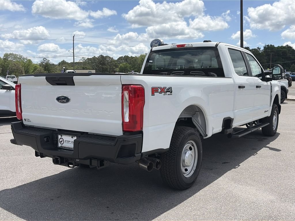 2025 Ford F-250 Super Duty XL - Photo 12