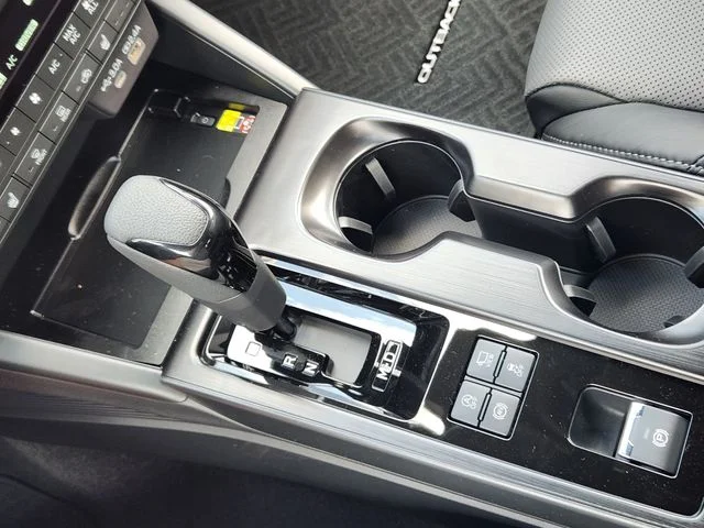 New 2026 ICE SILVER METALLIC Subaru Touring XT image 17