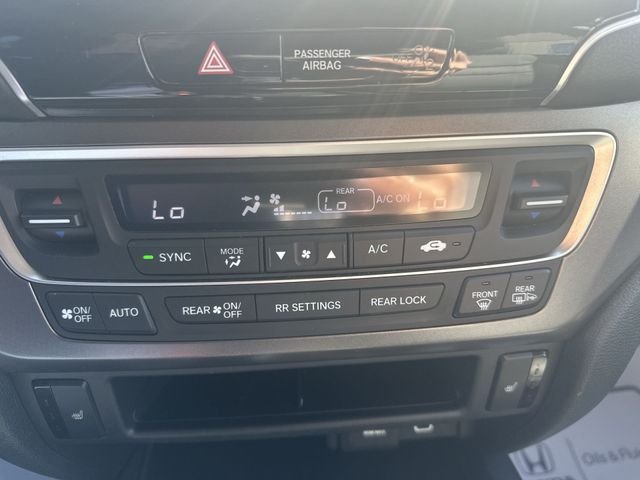 Certified Used 2021  Honda EX-L image 19