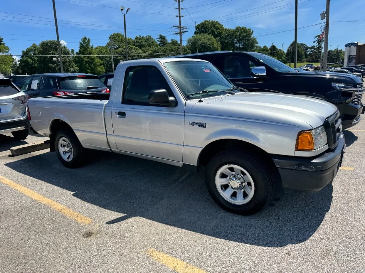 Used 2004 Silver Metallic Ford Reg Cab 3.0L XLT image 2