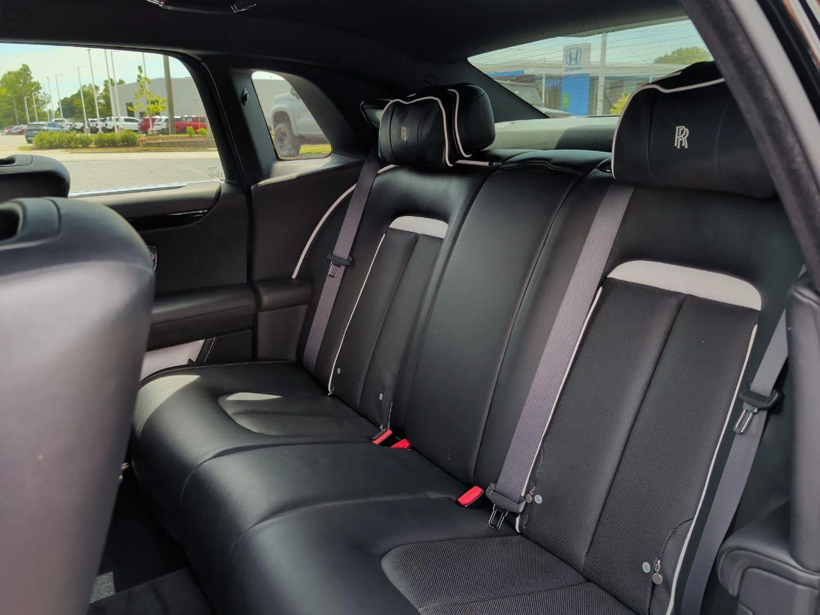 Used 2021 Black Diamond Rolls-Royce BASE image 34