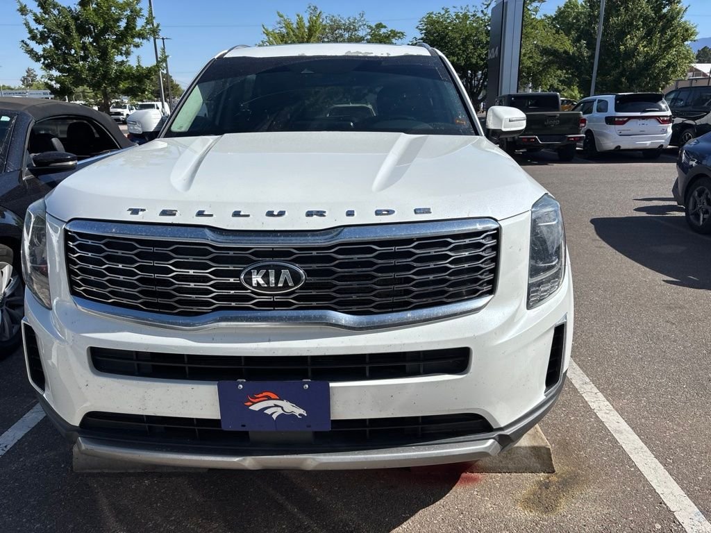 Used 2020 White Kia S image 2